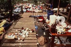 Jonestown - dzień po tragedii. Takie zdjęcia obiegły świat